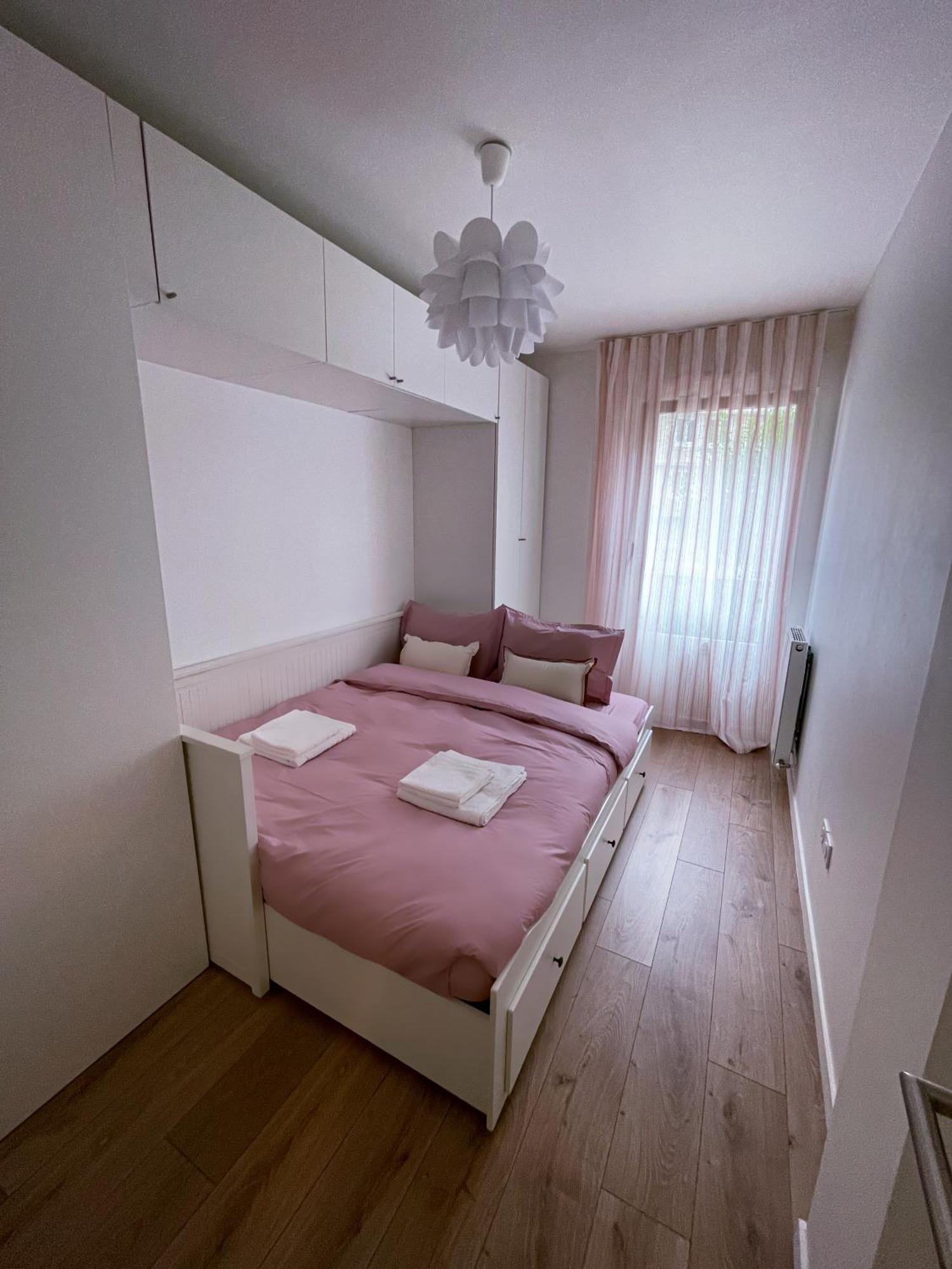 Grand Appartement Clichy Exterior foto